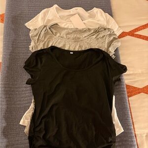 Set of 3 Basic Maternity T-Shirt Pack - Black, Gray, and White